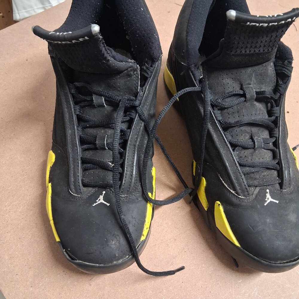Air Jordan 14 Retro “Thunder” | Black & Yellow | Size 12]